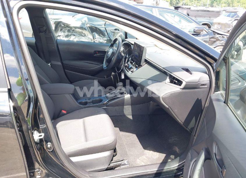 Photo 5 of 2024 Toyota Corolla LE (VIN 5YFB4MDE5RP164034)