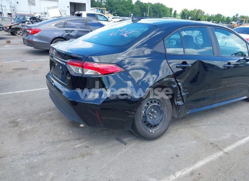 Photo 6 of 2024 Toyota Corolla LE (VIN 5YFB4MDE5RP164034)