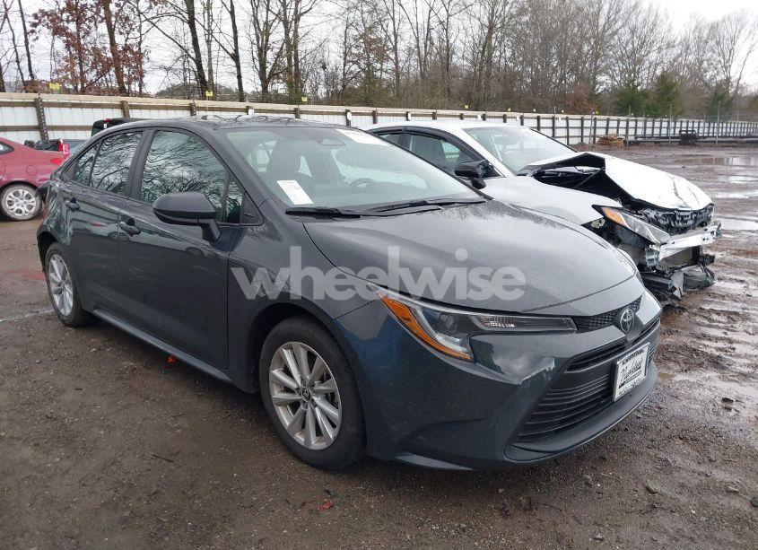 2024 Toyota Corolla LE (VIN 5YFB4MDE5RP164907) main photo