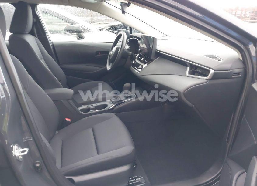 Photo 5 of 2024 Toyota Corolla LE (VIN 5YFB4MDE5RP164907)