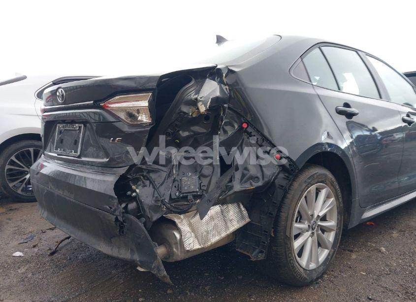 Photo 6 of 2024 Toyota Corolla LE (VIN 5YFB4MDE5RP164907)