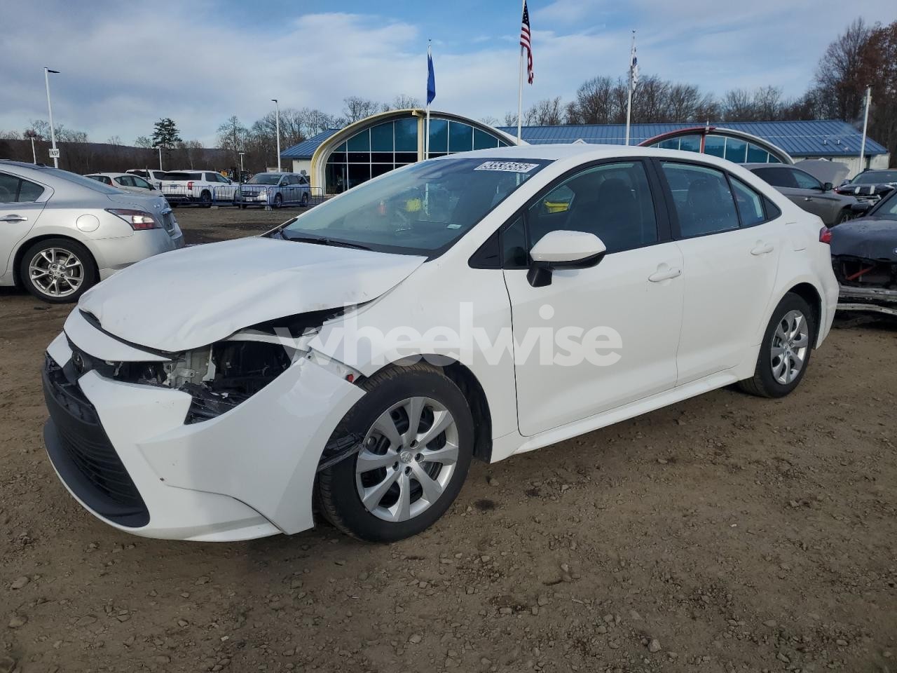 2024 TOYOTA COROLLA LE (VIN 5YFB4MDE5RP168648) main photo