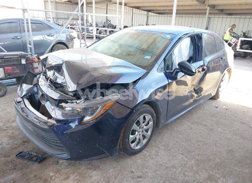 Photo 2 of 2024 Toyota Corolla LE (VIN 5YFB4MDE5RP173378)