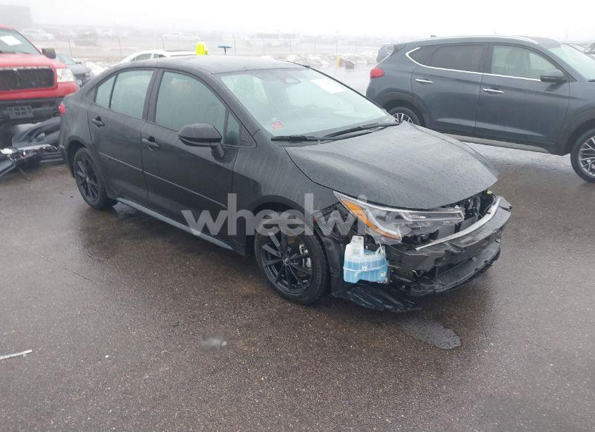 2024 Toyota Corolla LE (VIN 5YFB4MDE5RP175051) main photo