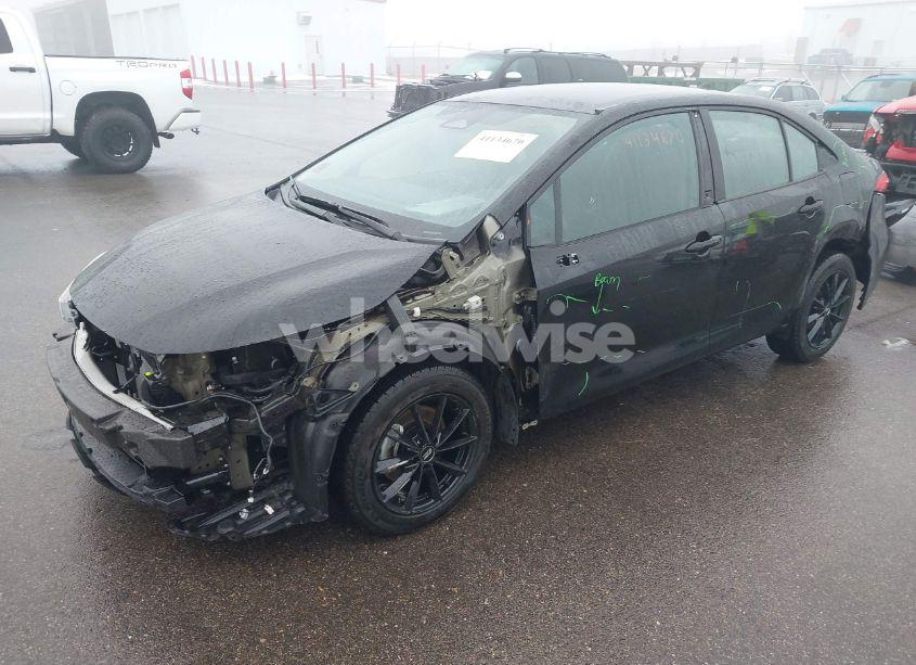 Photo 2 of 2024 Toyota Corolla LE (VIN 5YFB4MDE5RP175051)