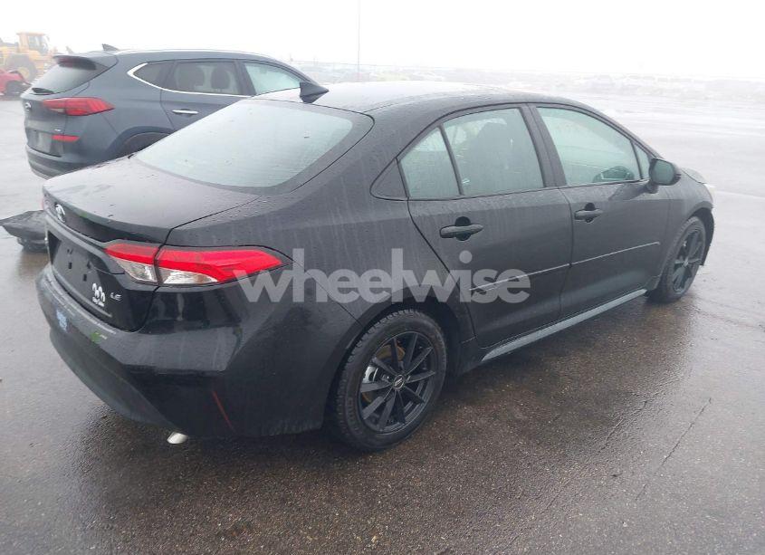 Photo 4 of 2024 Toyota Corolla LE (VIN 5YFB4MDE5RP175051)