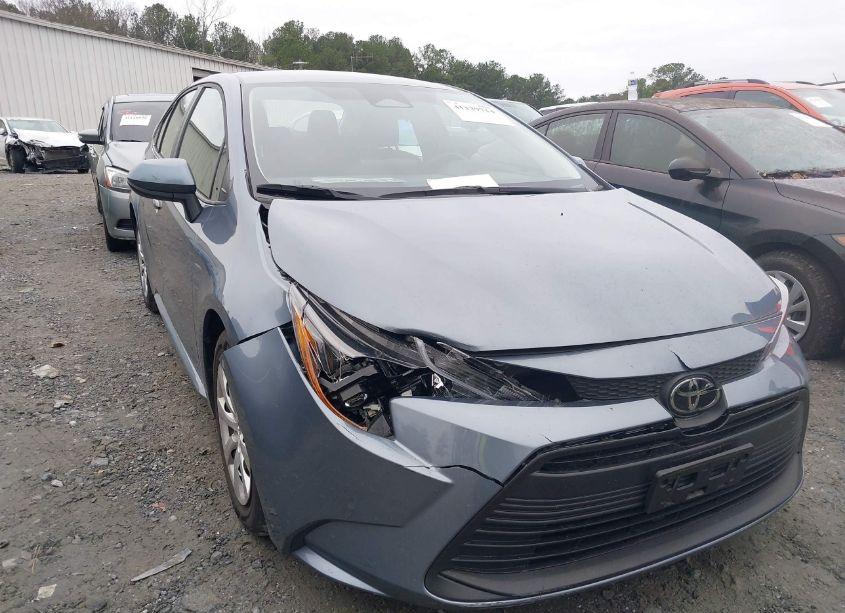 2024 Toyota Corolla LE (VIN 5YFB4MDE5RP186955) main photo