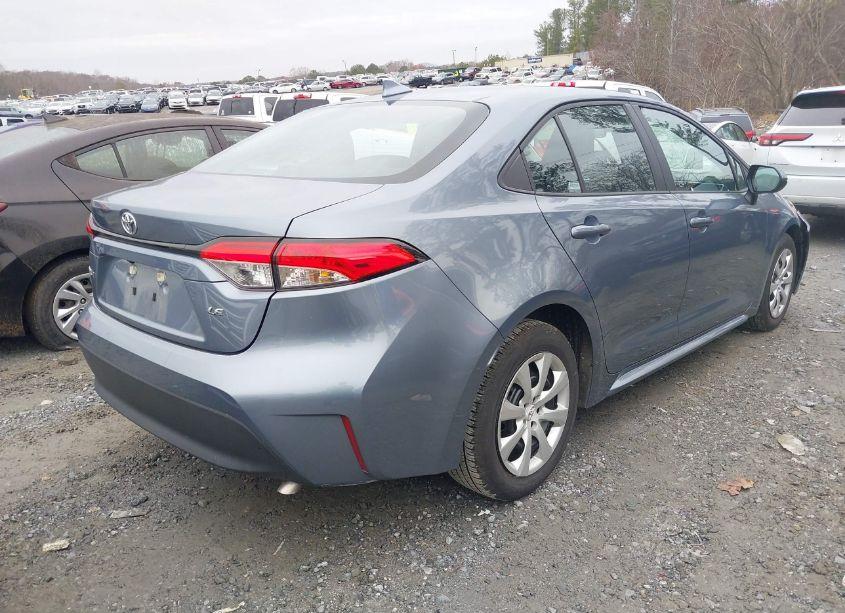 Photo 4 of 2024 Toyota Corolla LE (VIN 5YFB4MDE5RP186955)