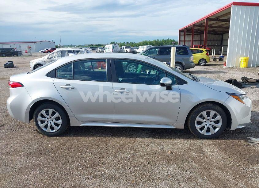 Photo 13 of 2024 Toyota Corolla LE (VIN 5YFB4MDE5RP188253)