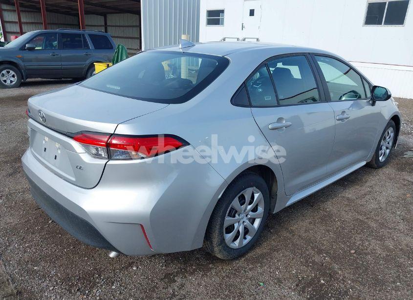 Photo 4 of 2024 Toyota Corolla LE (VIN 5YFB4MDE5RP188253)