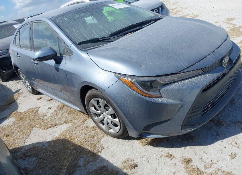 2024 Toyota Corolla LE (VIN 5YFB4MDE5RP199964) main photo