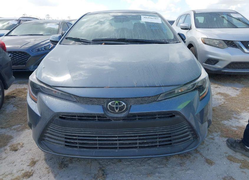 Photo 11 of 2024 Toyota Corolla LE (VIN 5YFB4MDE5RP199964)