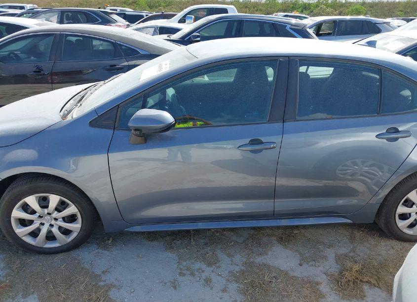 Photo 13 of 2024 Toyota Corolla LE (VIN 5YFB4MDE5RP199964)