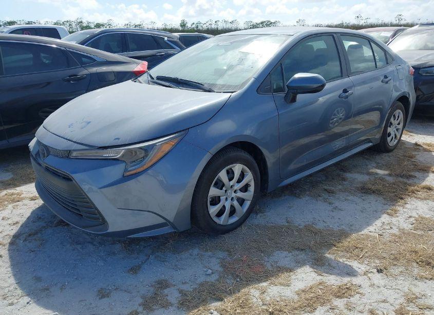 Photo 2 of 2024 Toyota Corolla LE (VIN 5YFB4MDE5RP199964)