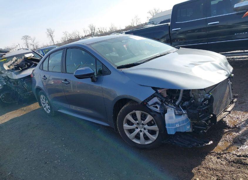 2024 Toyota Corolla LE (VIN 5YFB4MDE5RP203866) main photo