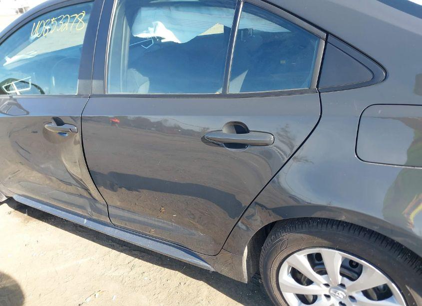 Photo 6 of 2024 Toyota Corolla LE (VIN 5YFB4MDE5RP203902)