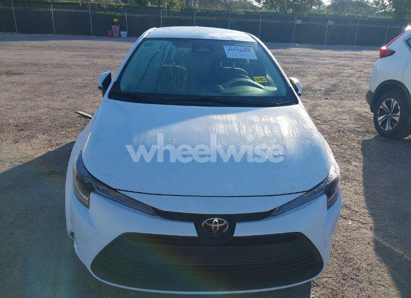 Photo 6 of 2024 Toyota Corolla LE (VIN 5YFB4MDE5RP207867)