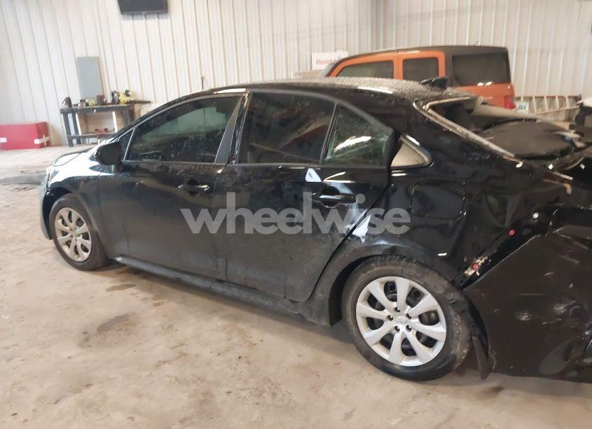 Photo 14 of 2024 Toyota Corolla LE (VIN 5YFB4MDE5RP211028)