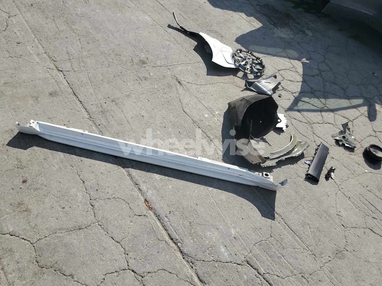 Photo 12 of 2024 TOYOTA COROLLA LE (VIN 5YFB4MDE5RP211532)