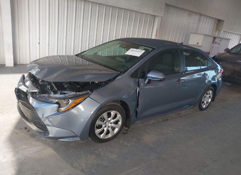 Photo 2 of 2024 Toyota Corolla LE (VIN 5YFB4MDE5RP214804)