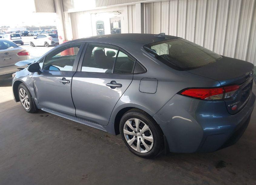 Photo 3 of 2024 Toyota Corolla LE (VIN 5YFB4MDE5RP214804)