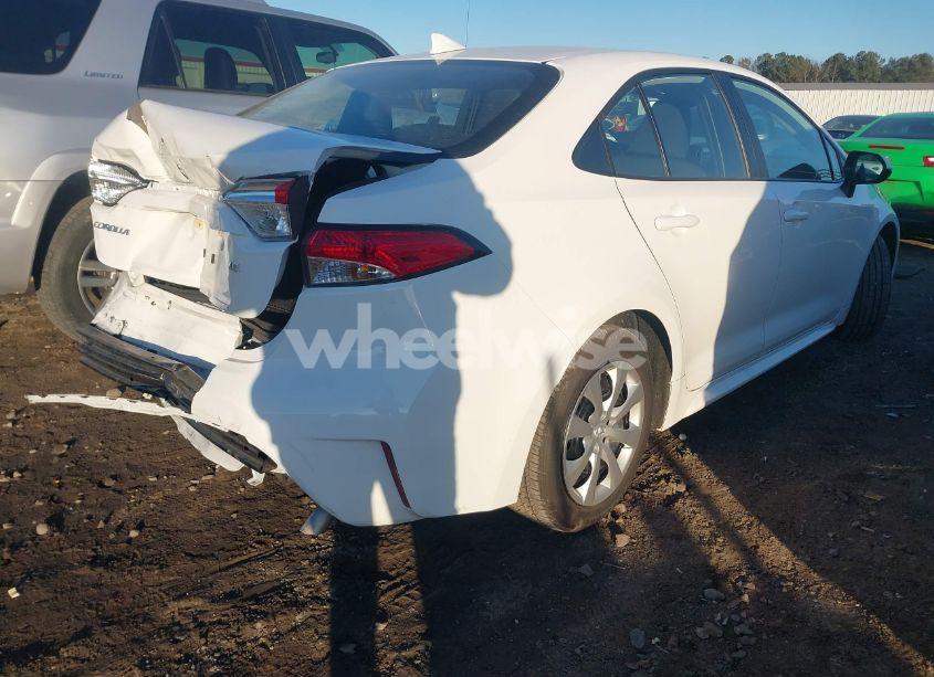 Photo 4 of 2024 Toyota Corolla LE (VIN 5YFB4MDE5RP223289)