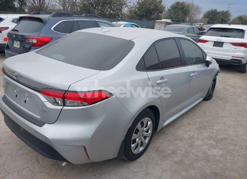 Photo 4 of 2025 Toyota Corolla LE (VIN 5YFB4MDE5SP240700)