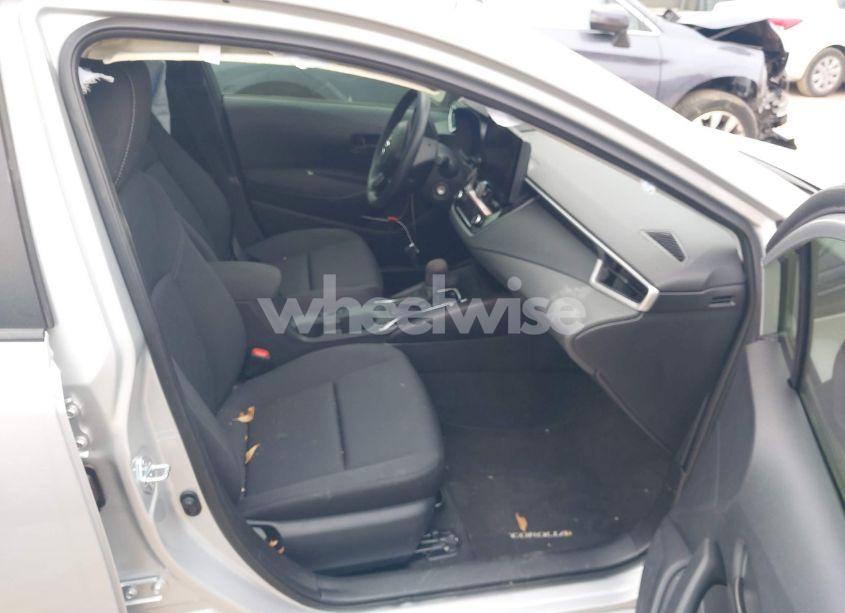 Photo 5 of 2025 Toyota Corolla LE (VIN 5YFB4MDE5SP240700)