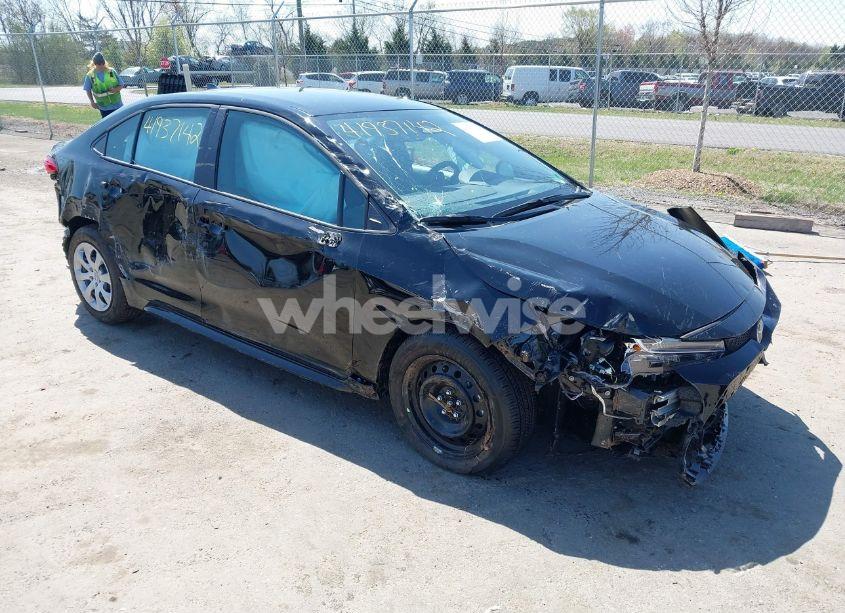 2025 Toyota Corolla LE (VIN 5YFB4MDE5SP264382) main photo