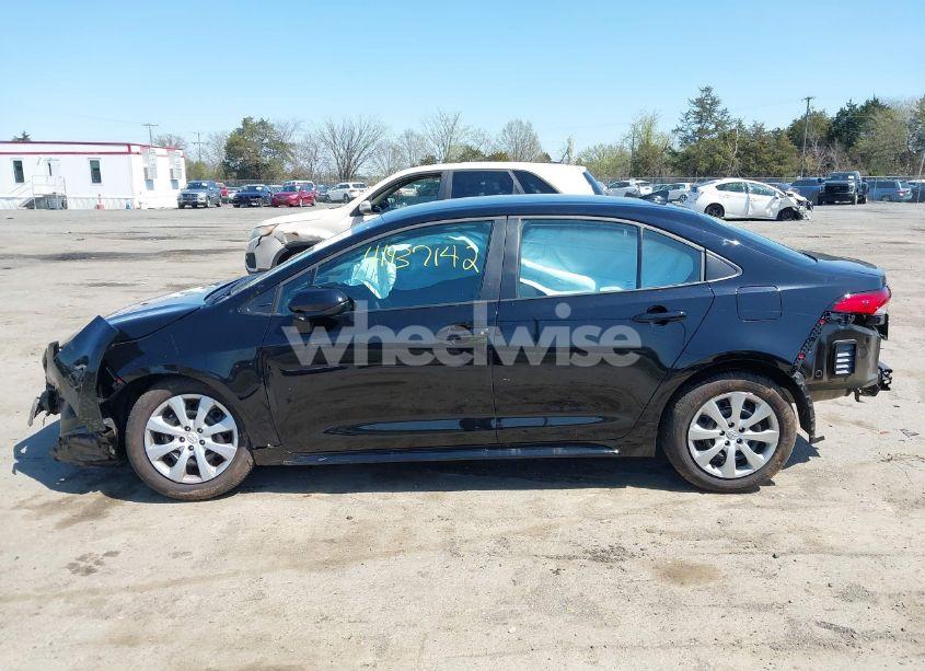Photo 15 of 2025 Toyota Corolla LE (VIN 5YFB4MDE5SP264382)