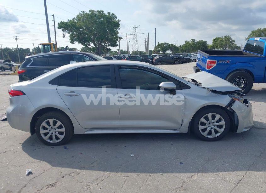 Photo 13 of 2025 Toyota Corolla LE (VIN 5YFB4MDE5SP280971)