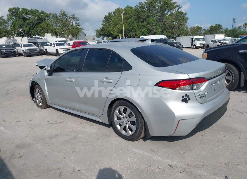 Photo 3 of 2025 Toyota Corolla LE (VIN 5YFB4MDE5SP280971)