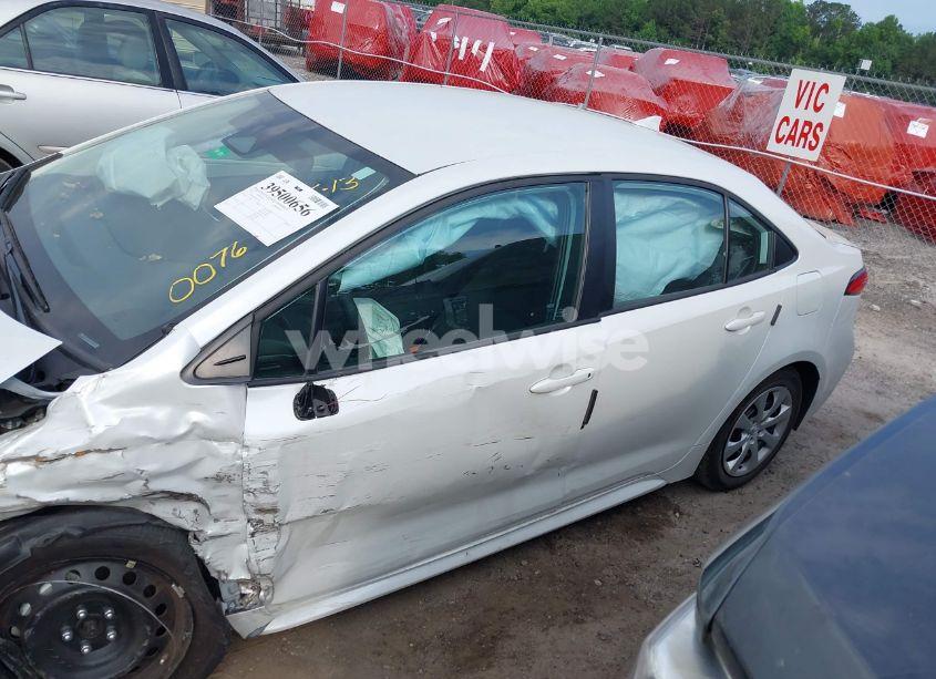 Photo 14 of 2023 Toyota Corolla LE (VIN 5YFB4MDE6PP000076)