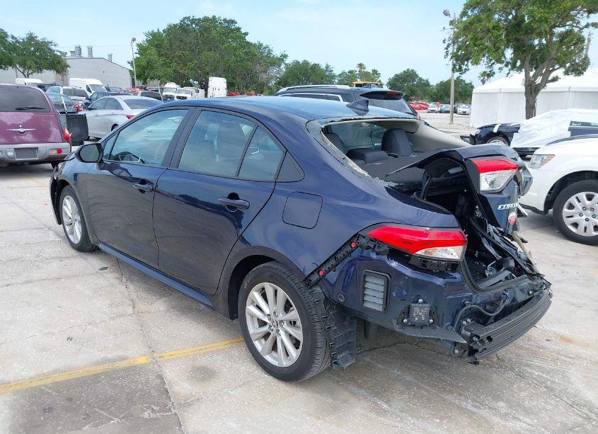 Photo 3 of 2023 Toyota Corolla LE (VIN 5YFB4MDE6PP008565)