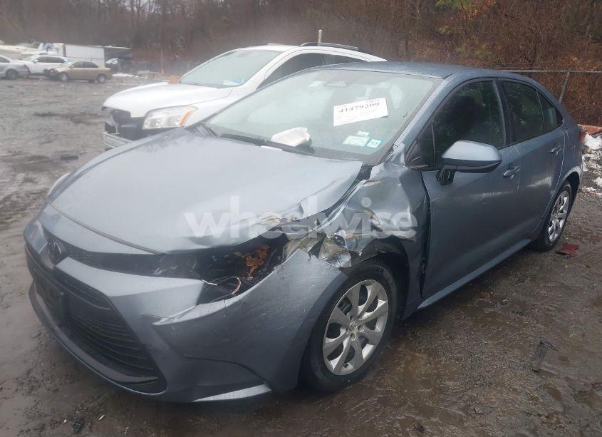 Photo 2 of 2023 Toyota Corolla LE (VIN 5YFB4MDE6PP024748)