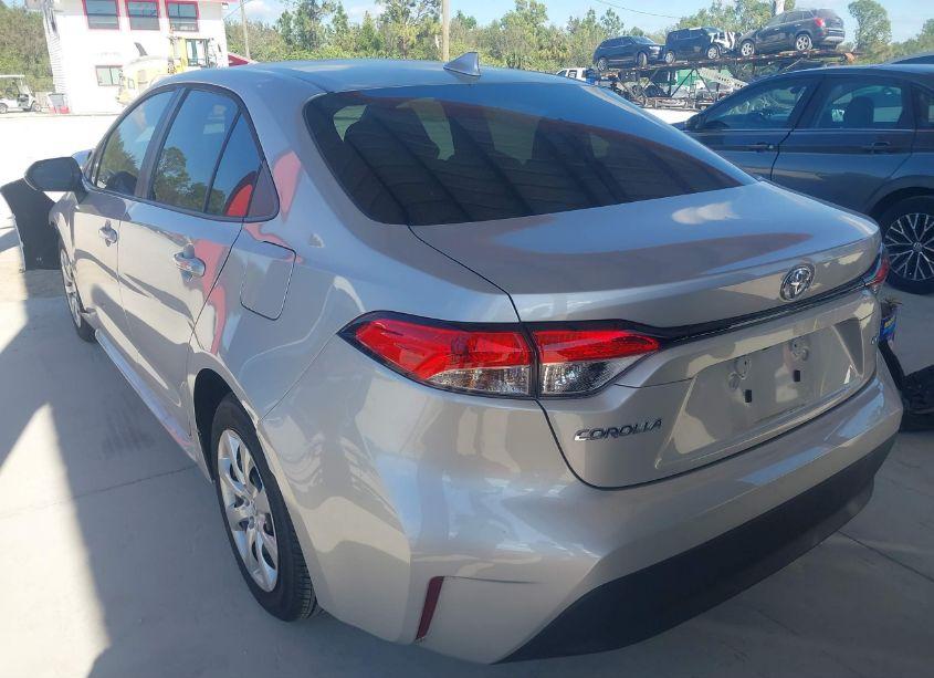 Photo 3 of 2023 Toyota Corolla LE (VIN 5YFB4MDE6PP047768)