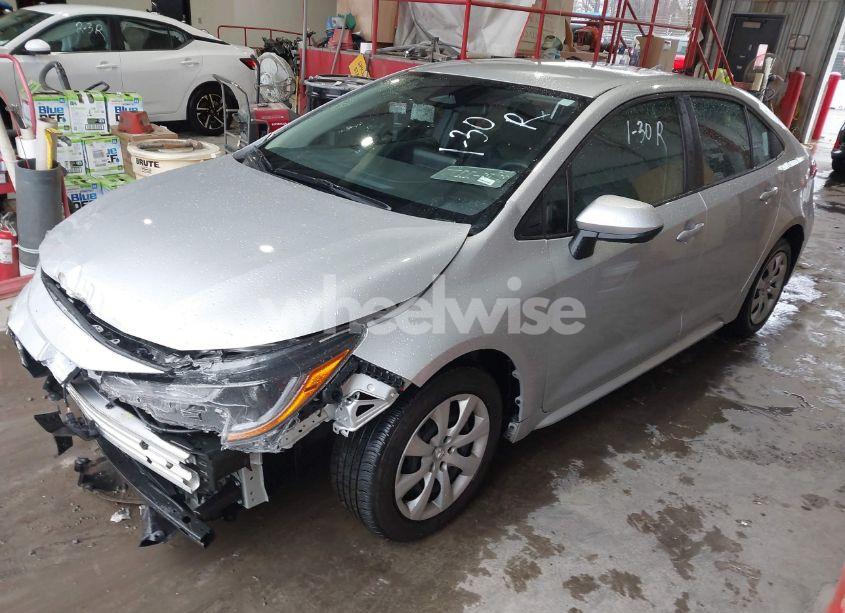 Photo 2 of 2023 Toyota Corolla LE (VIN 5YFB4MDE6PP067714)