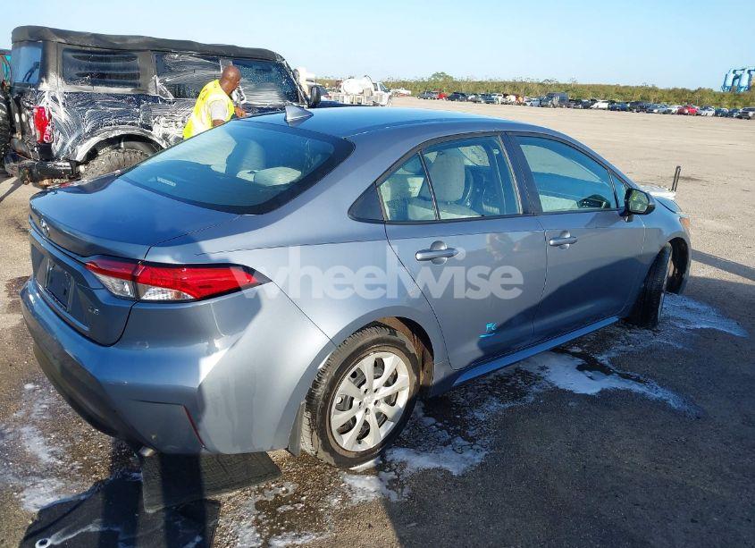 Photo 4 of 2023 Toyota Corolla LE (VIN 5YFB4MDE6PP072573)