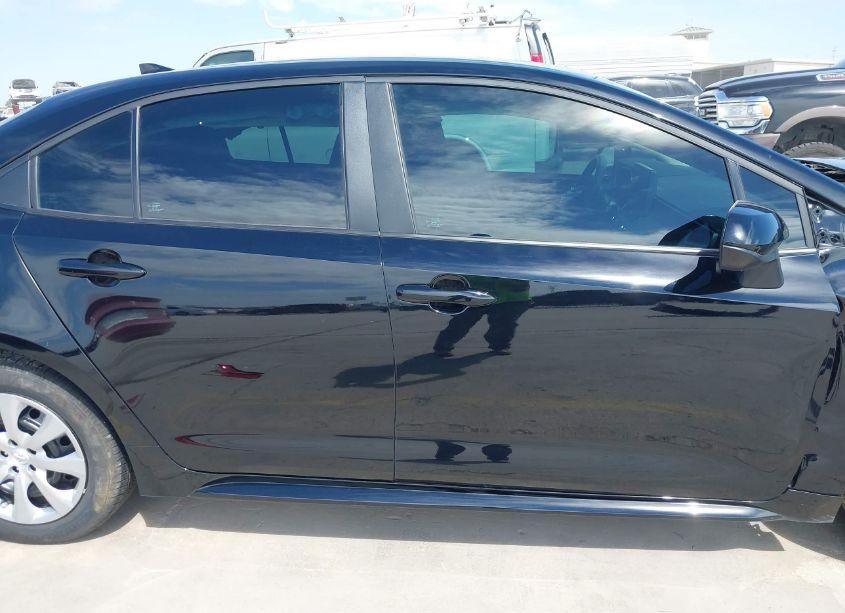 Photo 14 of 2024 Toyota Corolla LE (VIN 5YFB4MDE6RP082717)