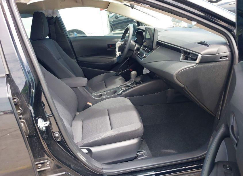 Photo 5 of 2024 Toyota Corolla LE (VIN 5YFB4MDE6RP082717)