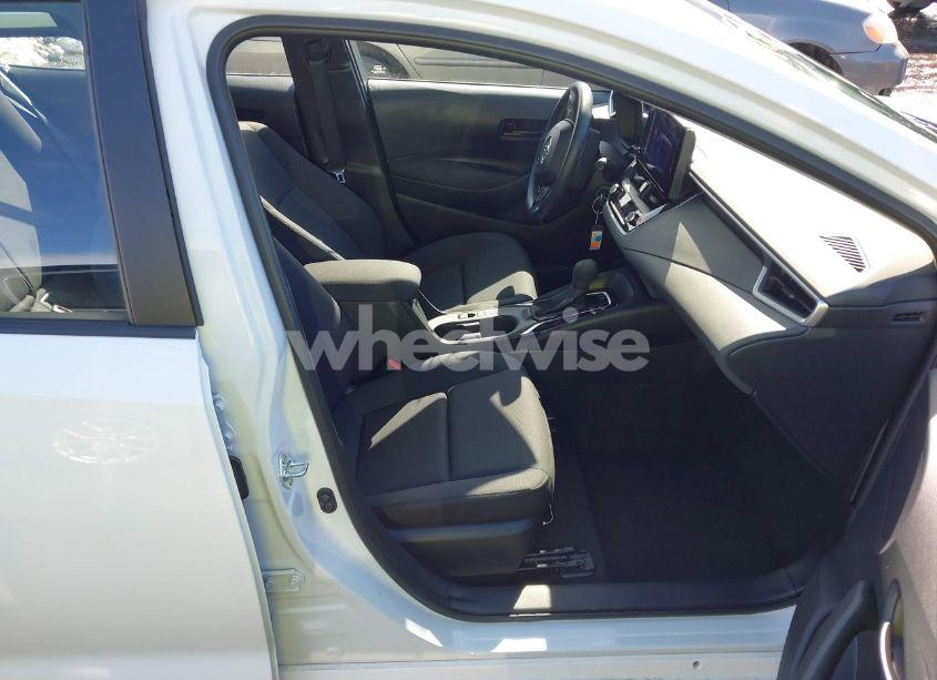 Photo 5 of 2024 Toyota Corolla LE (VIN 5YFB4MDE6RP098951)