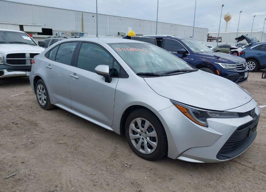 2024 Toyota Corolla LE (VIN 5YFB4MDE6RP112685) main photo