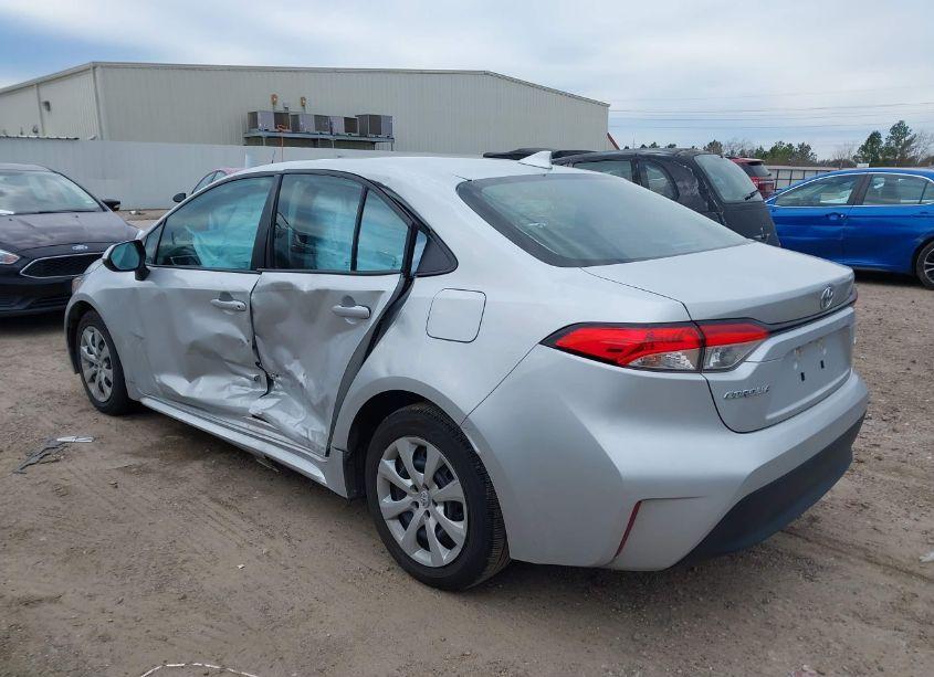 Photo 3 of 2024 Toyota Corolla LE (VIN 5YFB4MDE6RP112685)