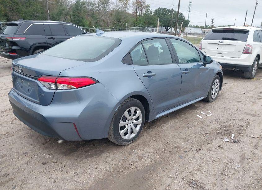 Photo 4 of 2024 Toyota Corolla LE (VIN 5YFB4MDE6RP117000)