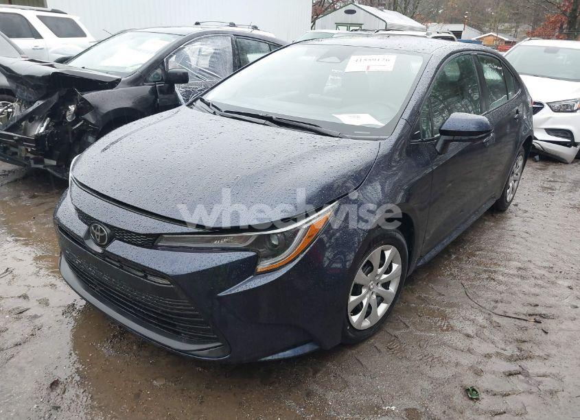 Photo 2 of 2024 Toyota Corolla LE (VIN 5YFB4MDE6RP121838)