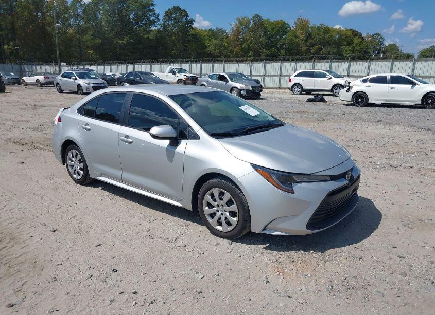 2024 Toyota Corolla LE (VIN 5YFB4MDE6RP126585) main photo