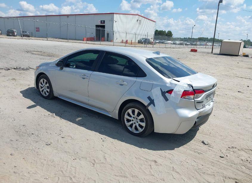 Photo 3 of 2024 Toyota Corolla LE (VIN 5YFB4MDE6RP126585)