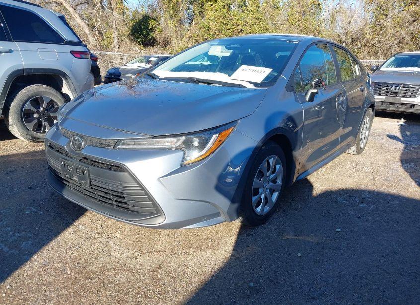 Photo 2 of 2024 Toyota Corolla LE (VIN 5YFB4MDE6RP130636)
