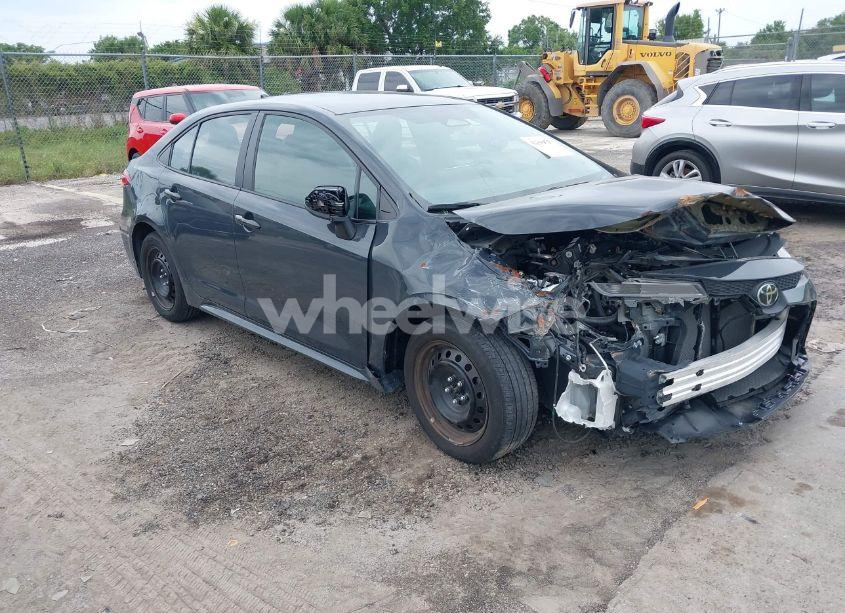 2024 Toyota Corolla LE (VIN 5YFB4MDE6RP131723) main photo