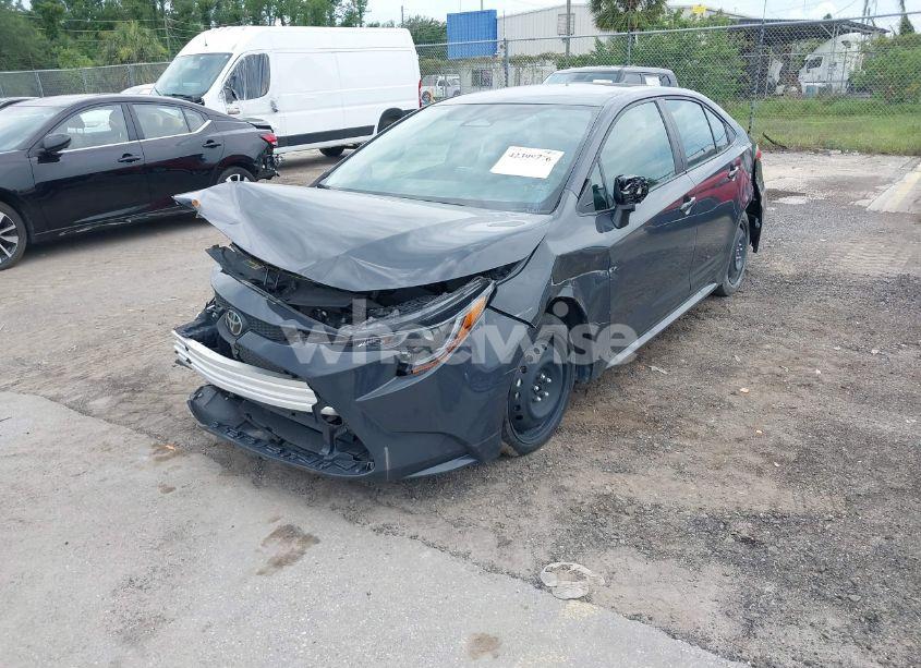 Photo 2 of 2024 Toyota Corolla LE (VIN 5YFB4MDE6RP131723)